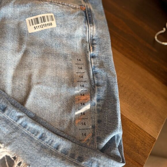 AMERICAN EAGLE MOM JEAN NWT - Picture 4 of 7